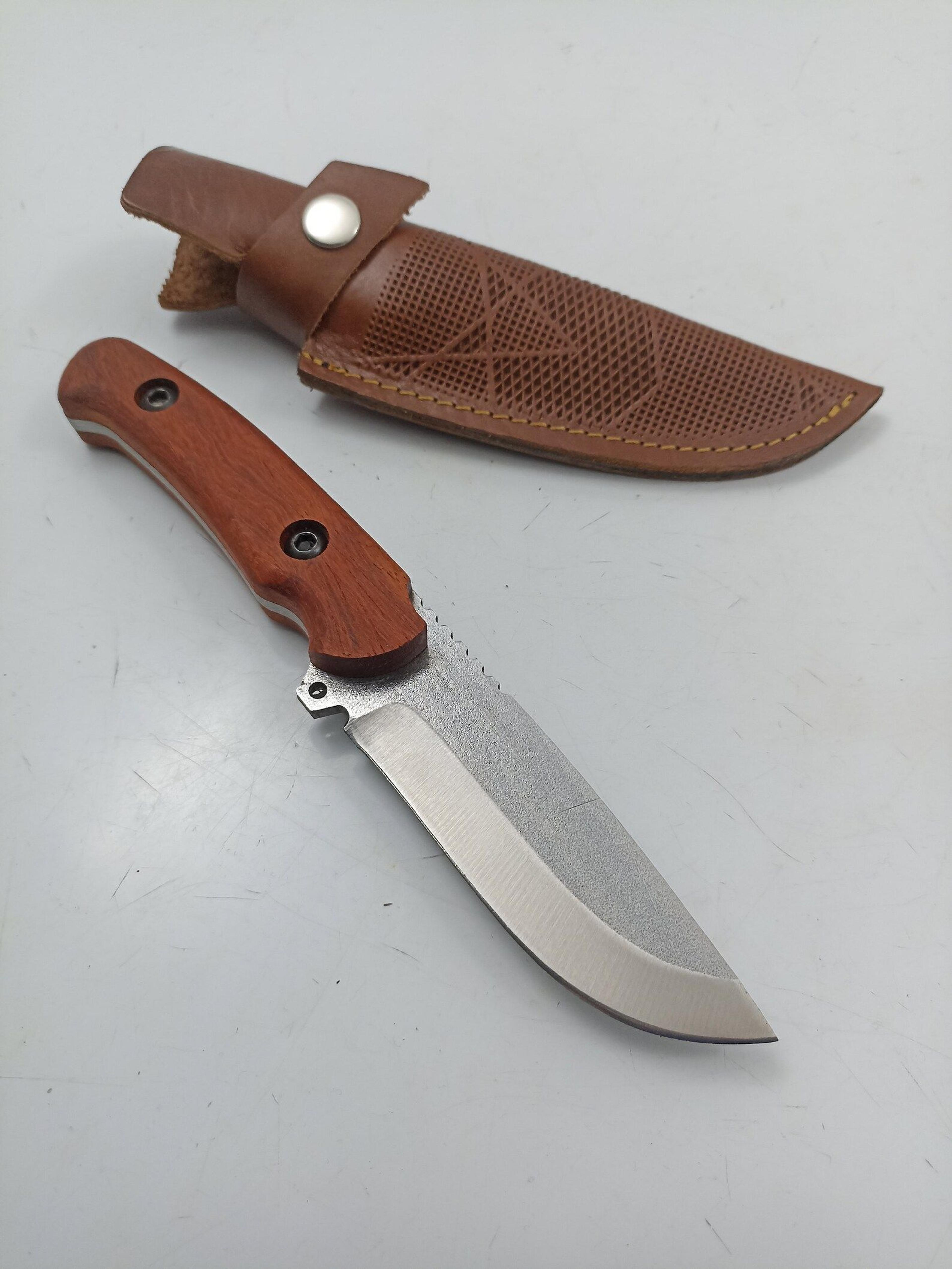 handmade bushcraft hunting knife 4116 stainless steel wooden handle with leather sheath