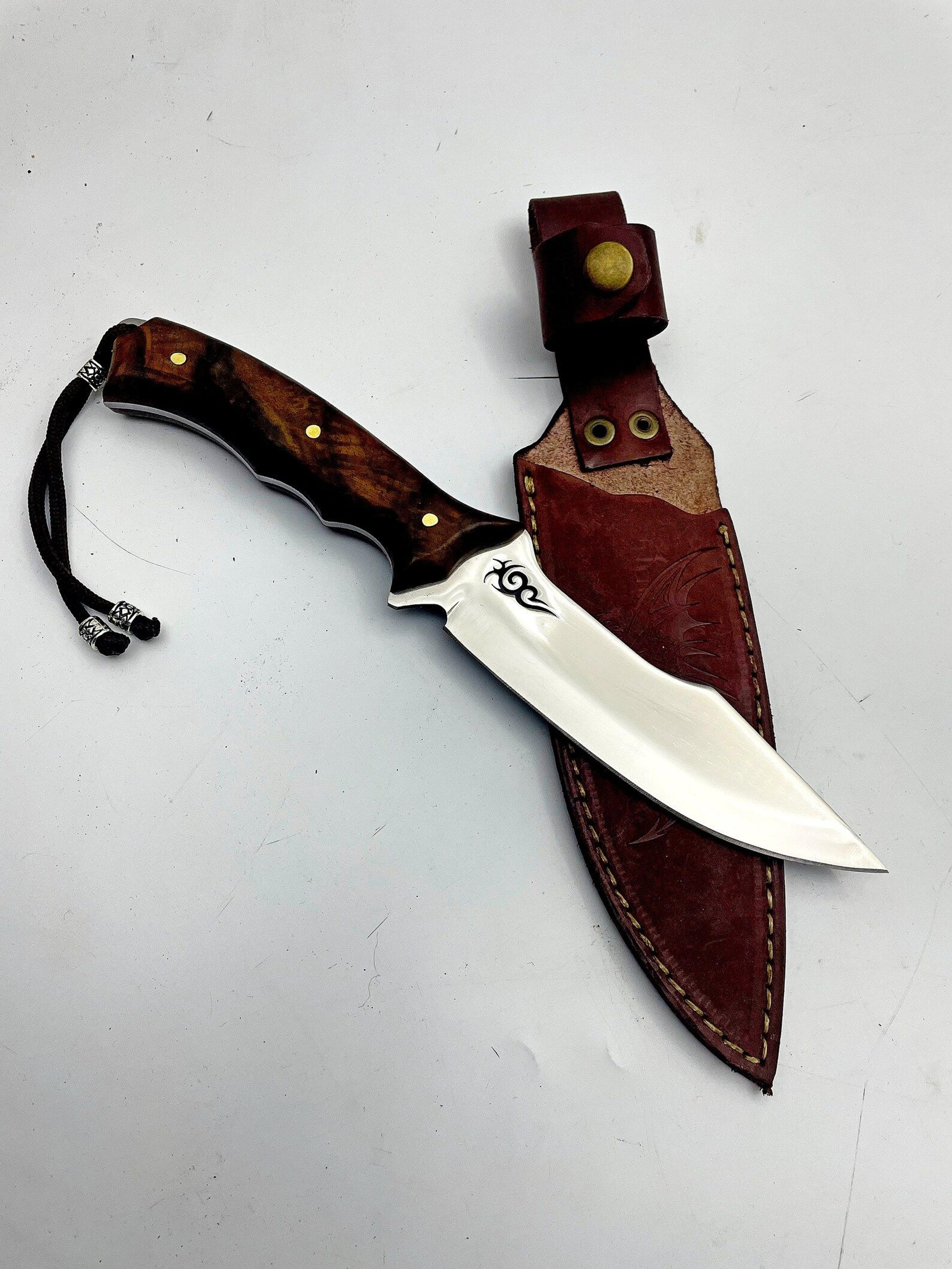 personalized full tang stainless steel camping knife with walnut handle and leather sheath - perfect for camping fishing
