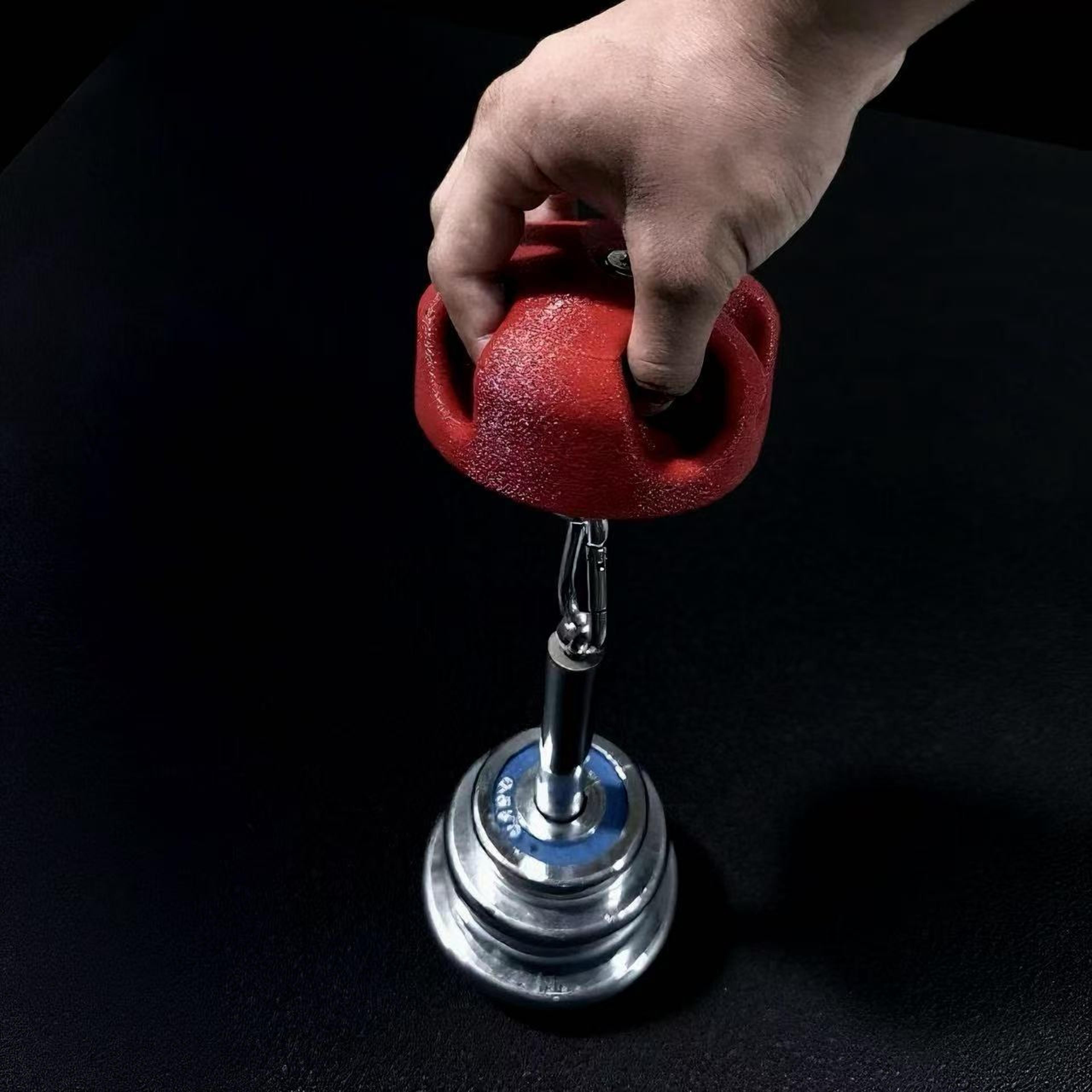 fitness gym workout equipment for weightlifting pull downs bicep curls
