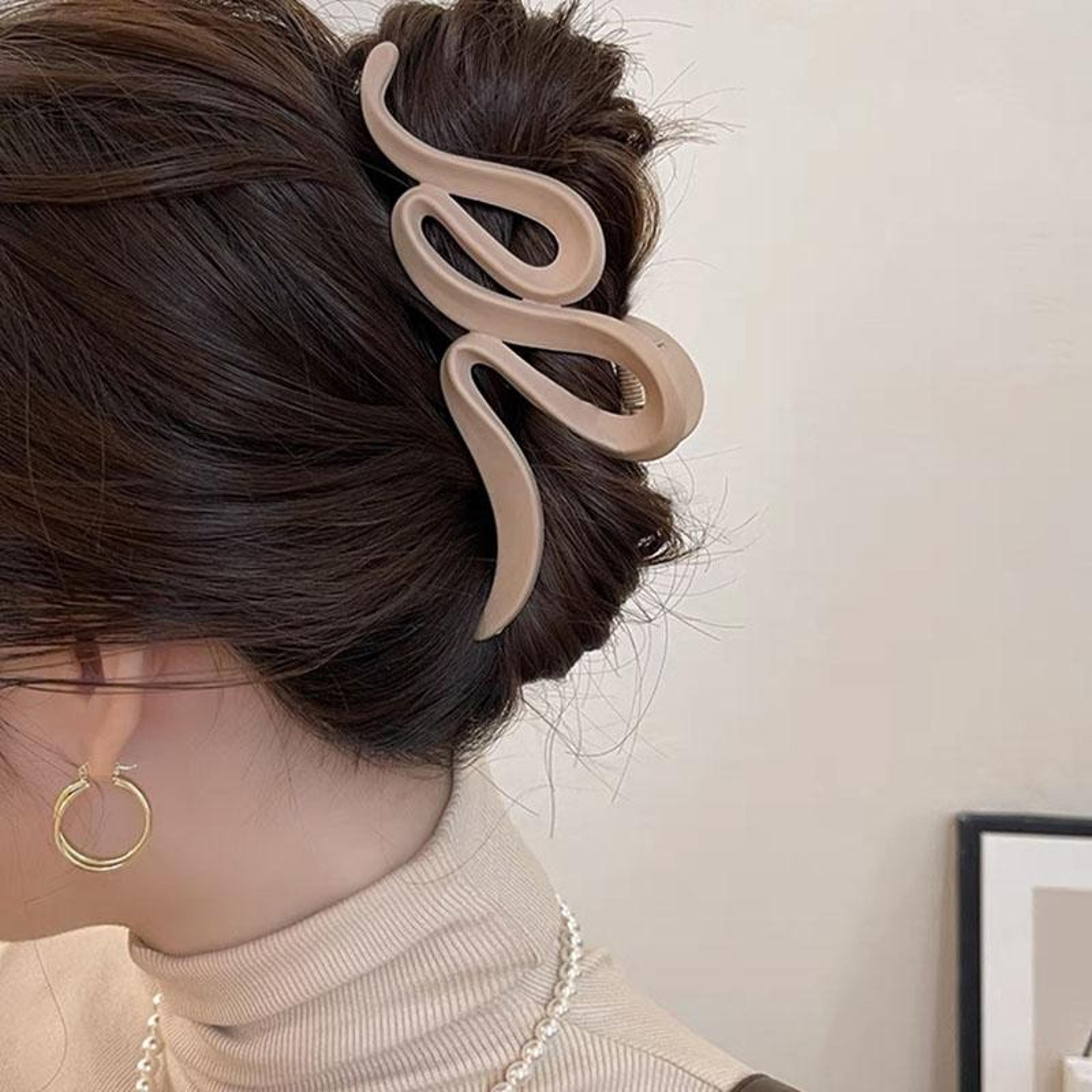 large frosted wave hair claw clip for thick hair non slip shark clip for women