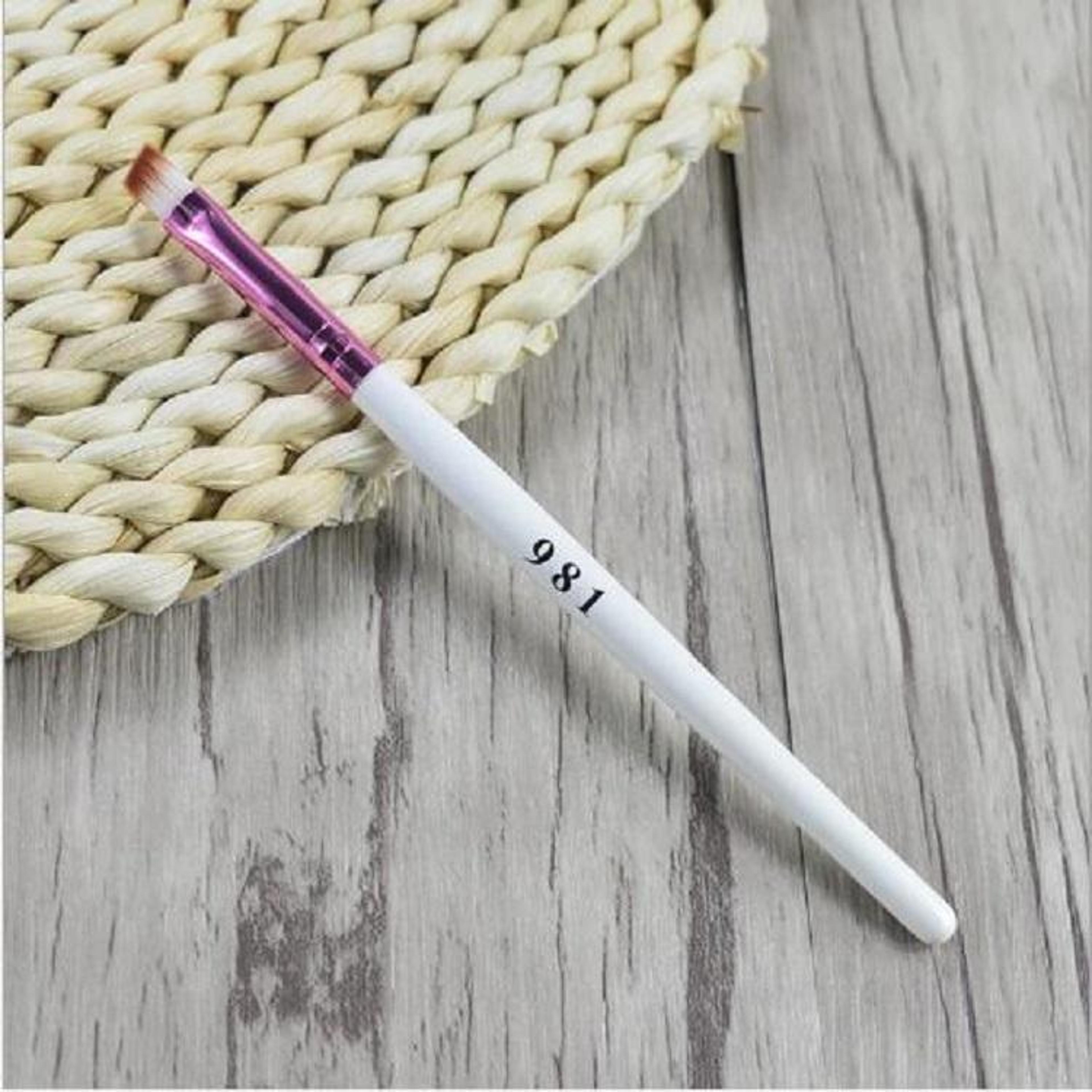 precision eyebrow brush set with angled brow & eye shadow brushes