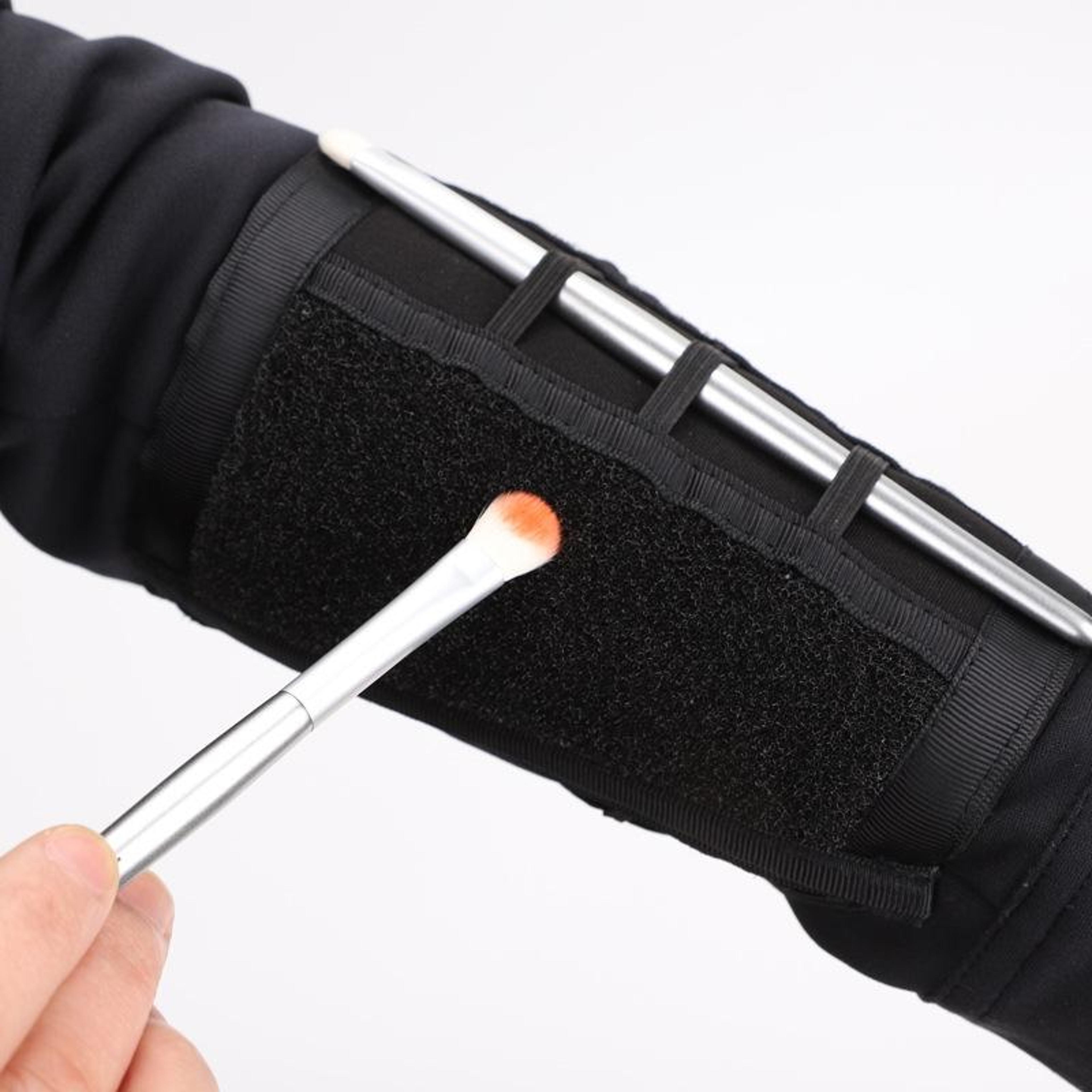 quick switch brush cleaner wrist pad dry makeup brush cleaner sponge for artists & daily use
