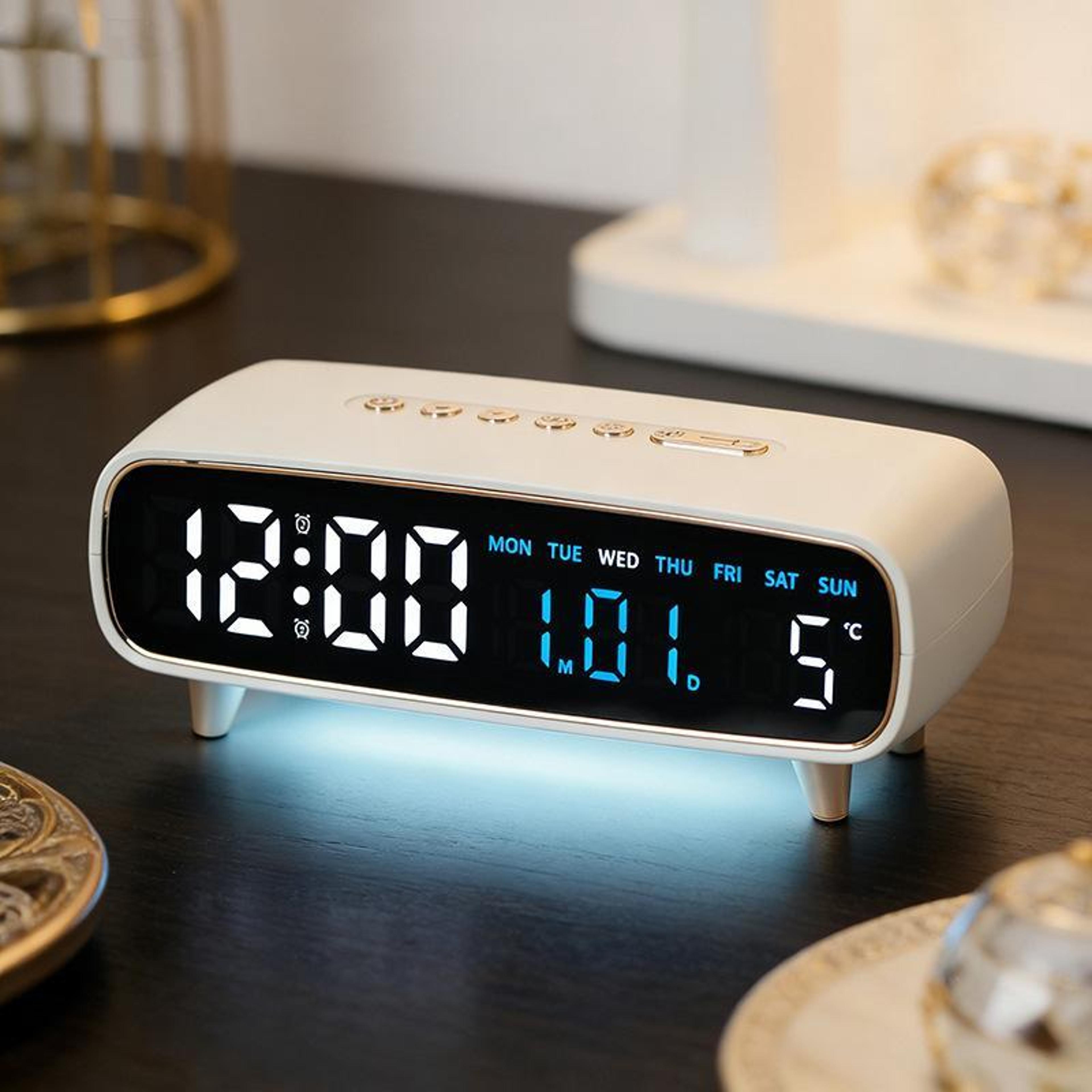 led digital alarm clock with night light, dual alarm, usb output & temperature display