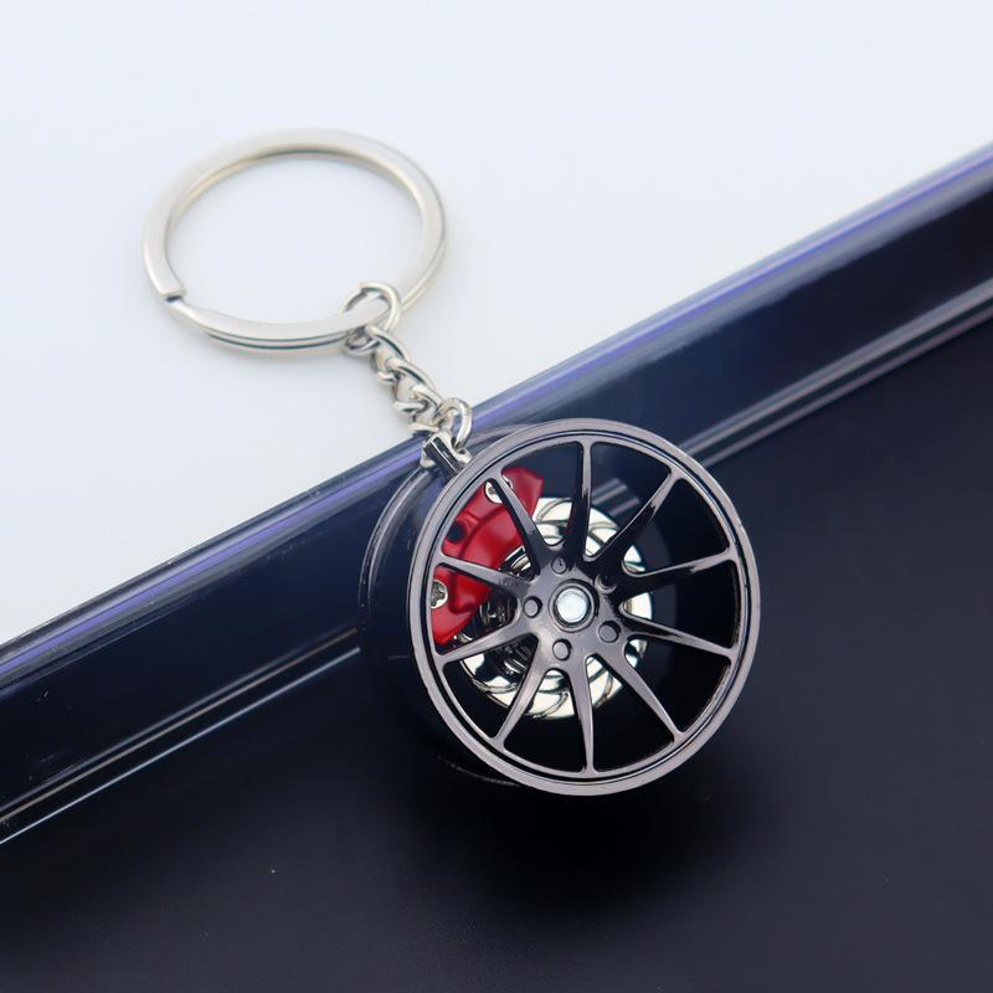 metal wheel hub brake disc car keychain for auto enthusiasts