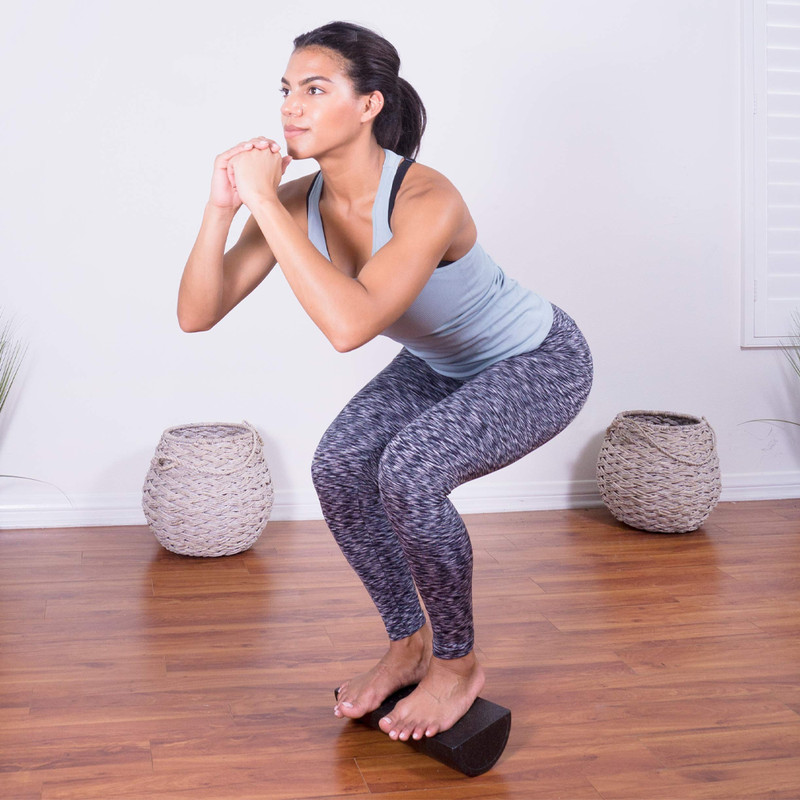 Multifunctional half foam roller for fullbody workouts