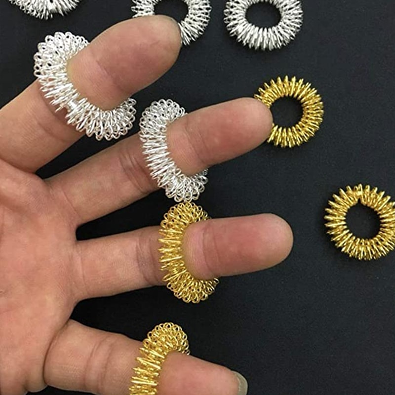 Hand therapy ring for arthritis sufferers