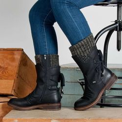 black lace up snow boot for warm feet in winters