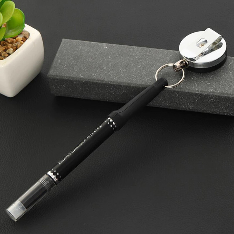 Clip-On Retractable Pen Holder Leash2