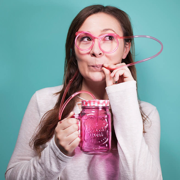 https://www.inspireuplift.com/resizer/?image=https://cdn.inspireuplift.com/uploads/images/seller_product_variant_images/funky-2-in-1-drinking-straw-glasses-2905/1627286427_strawglasses7.png&width=600&height=600&quality=90&format=auto&fit=pad