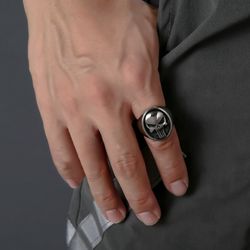 Men's Skull Signet Ring