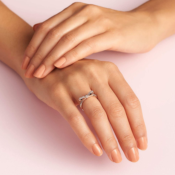 Swarovski 2025 bow ring