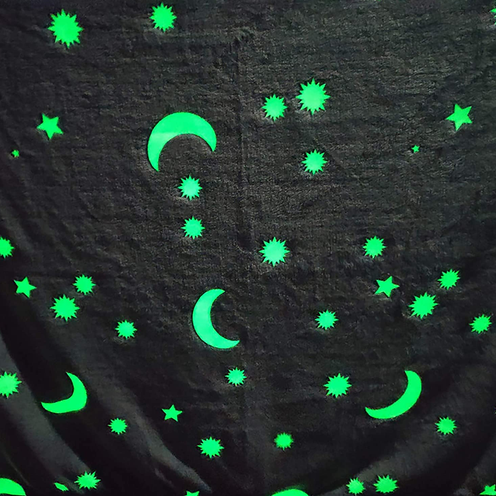 Super Soft & Plush Magic Glow In The Dark Blanket3