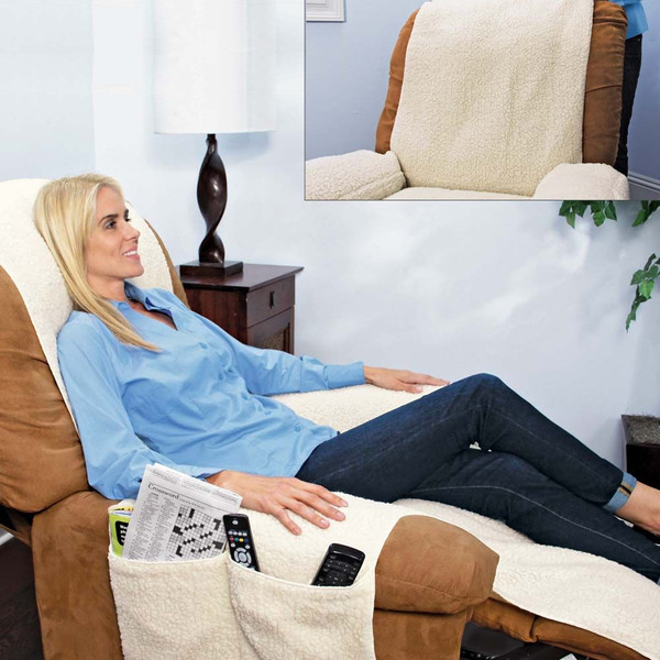 One-Piece Comfortable Fleece Recliner Cover with Pockets.jpg