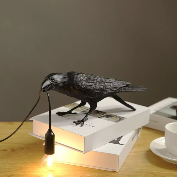 Stylish & Fun Black Raven Bird Crow Lamp1.png