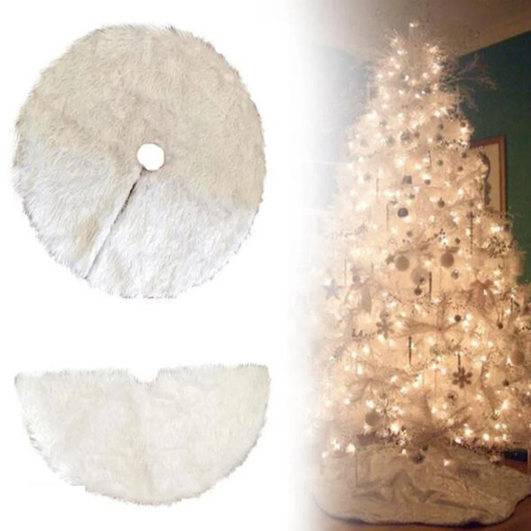 Faux Fur Christmas Tree Skirt (3).jpg