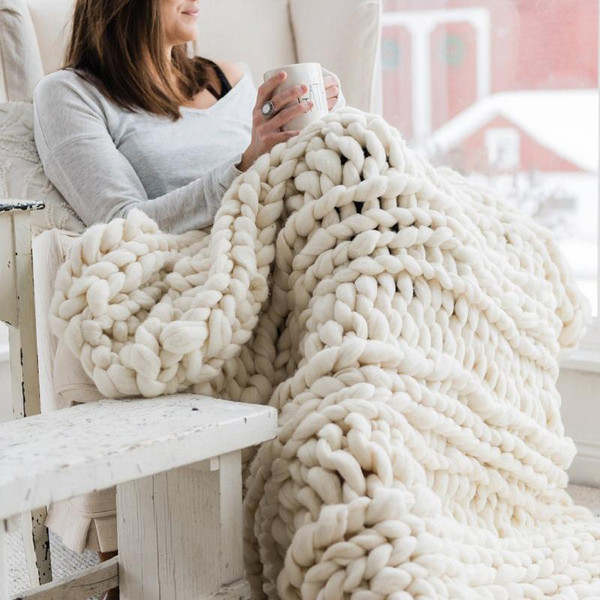 Handmade Chunky Knit Blanket (3).jpg
