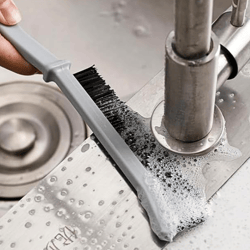 crevice cleaning brush