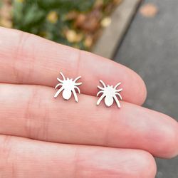 Spiders stud earrings, Stainless steel dainty spider earrings