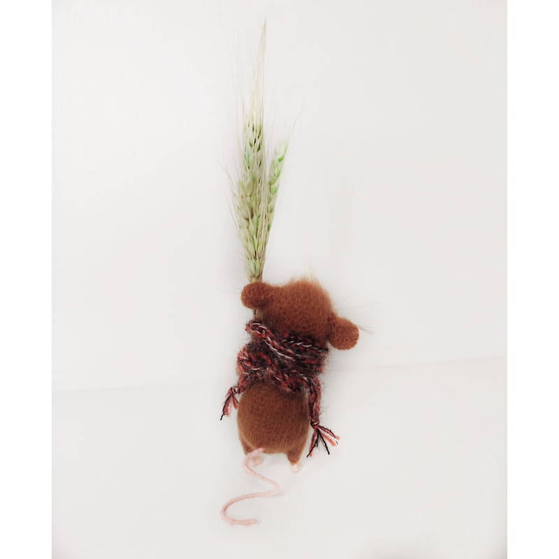 Little Brown Mouse With Spikelets 10 Cm 35 In High 5
