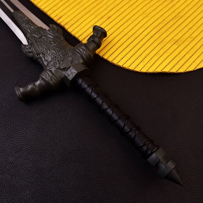 Custon Hand Forged 1095 Carbon Steel Dark Souls DS Artorias GreatSwordWolf Knights GreatSwordReplica SwordBest Gift 1