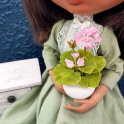 Miniature Pink geranium Scale 1:6 Dollhouse flowers