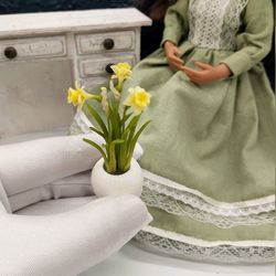 Miniature daffodils in pot Scale 1:6 Dollhouse flowers