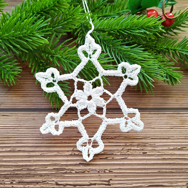 crochet lace snowflake pattern.jpg