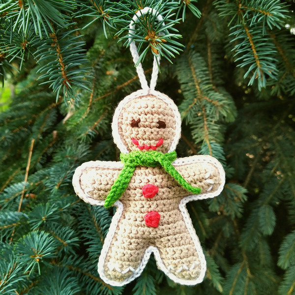 crochet gingerbread man ornament pattern.jpeg