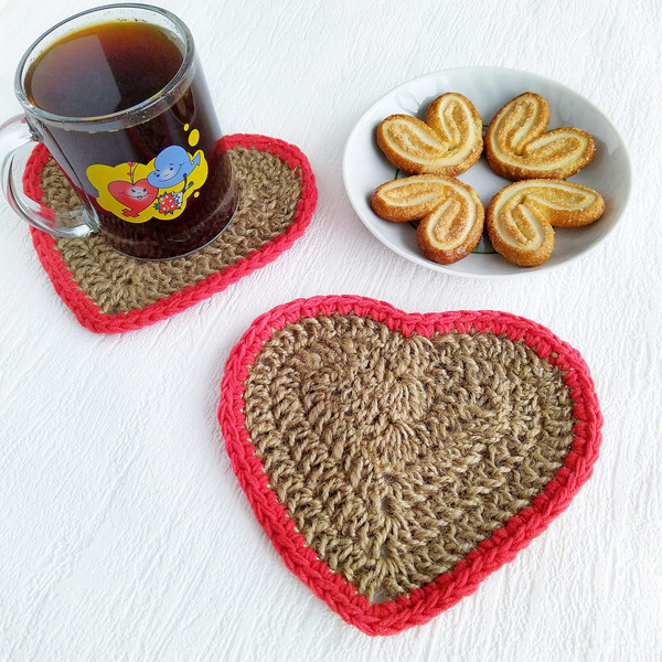 crochet coasters heart.jpeg
