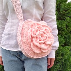 Crochet sling bag pattern Round small bag with flower for beginners