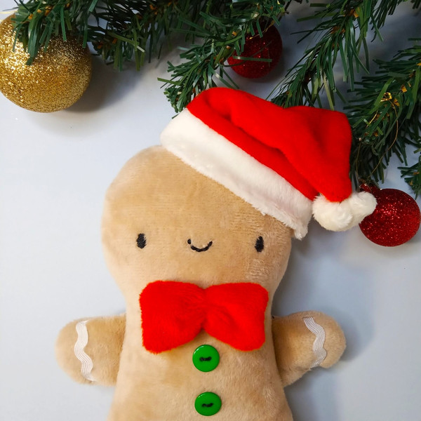 Christmas-gingerbread-man-plush-toy-handmade