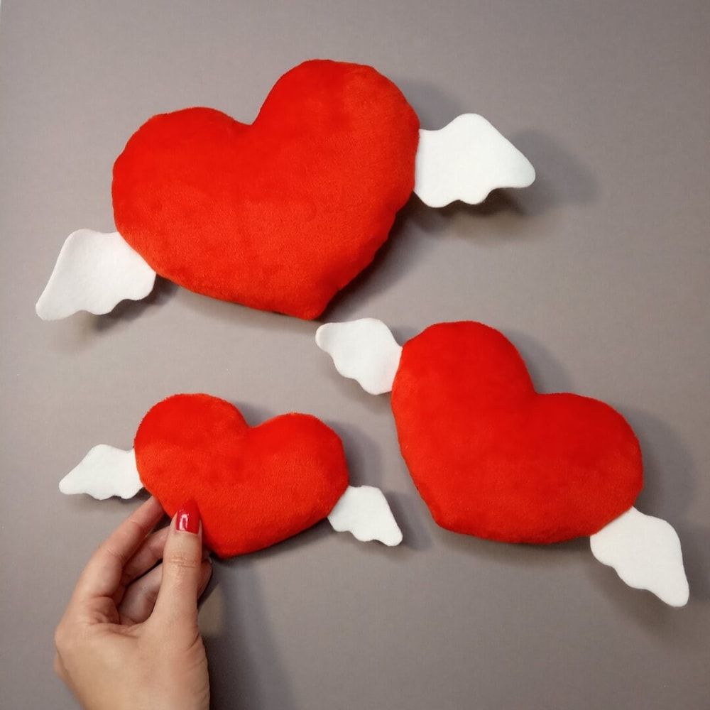 cute-heart-plushie-easy-to-sew-project