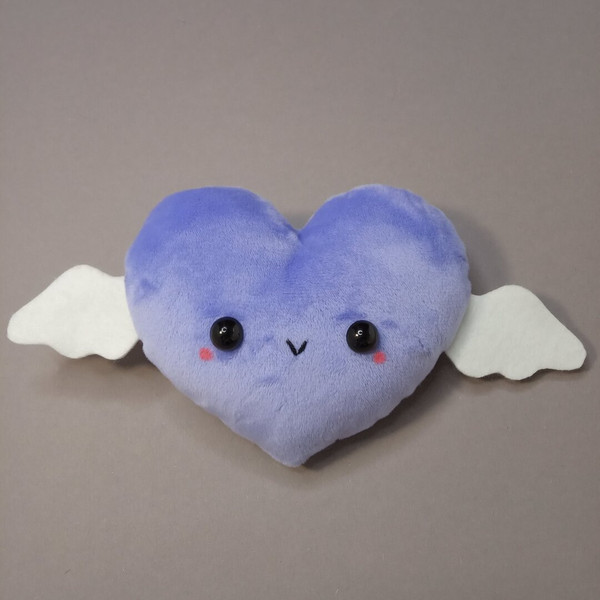 handcrafted-plush-toy-heart-kawaii