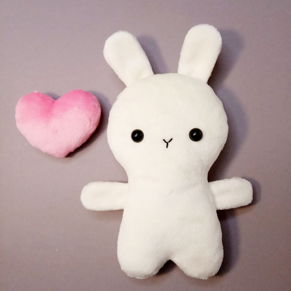 plush-bunny-and-heart-handmade-toys