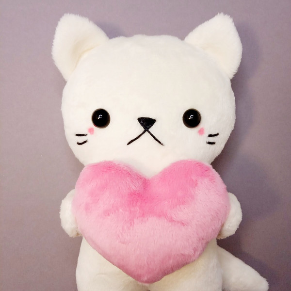 cute-white-cat-plush-handmade-with-heart