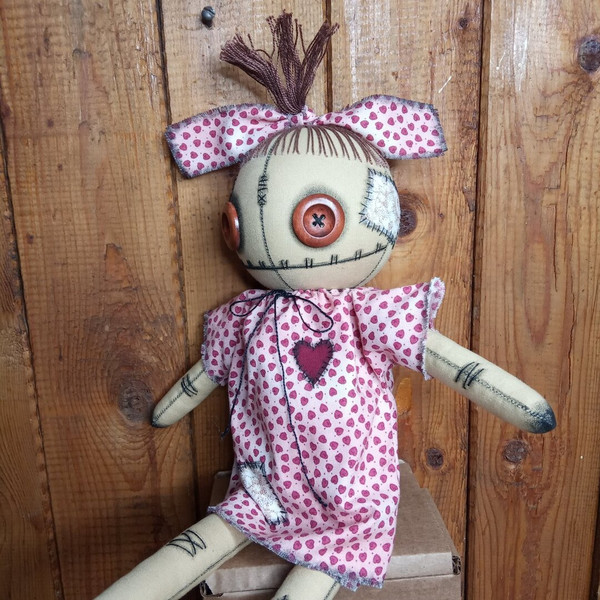 handmade-spooky-cute-doll