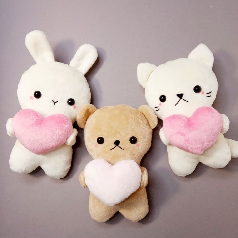 handmade-plush-animals-with-heart