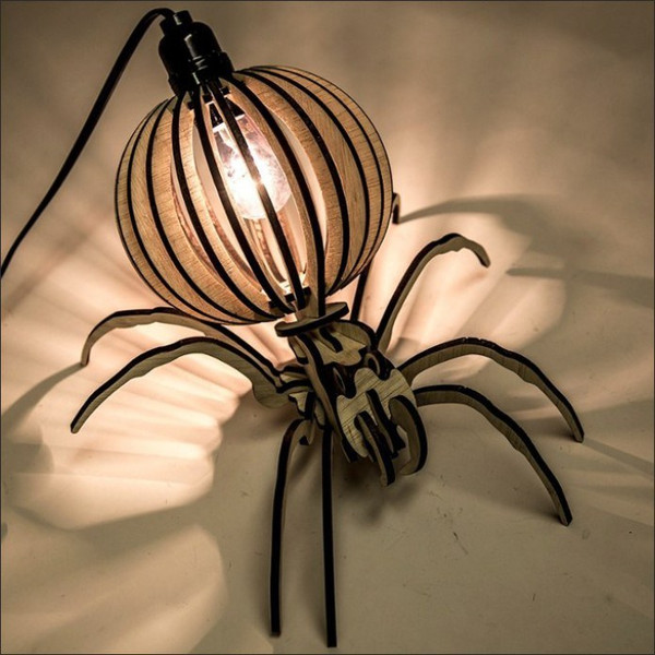 Spider-Desktop-Lamp.jpg