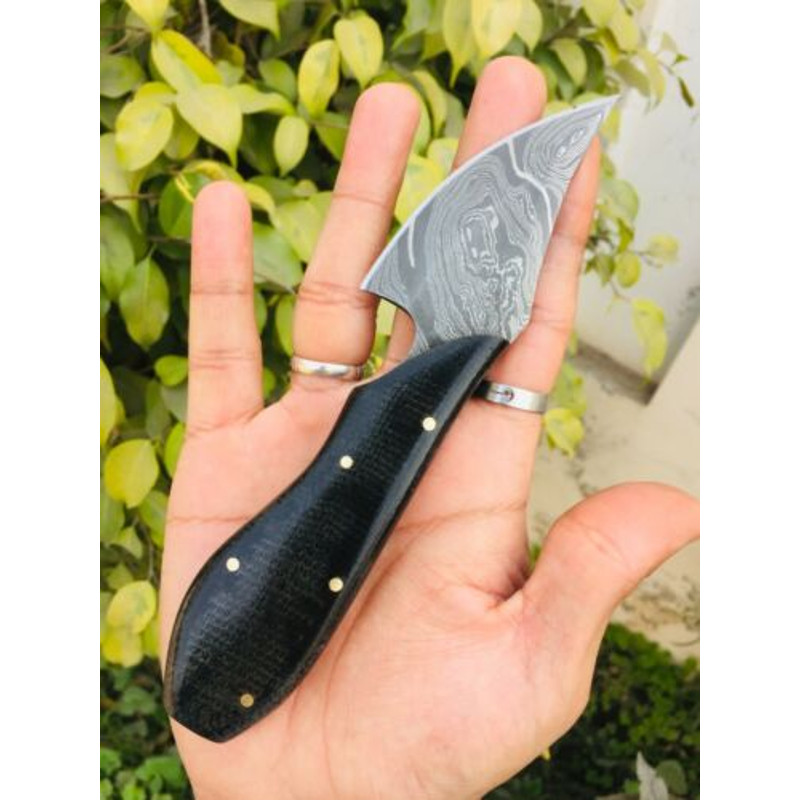 Handmade-Damascus-Skinner-Unrivaled-Craftsmanship-for-Outdoor-Adventures-Perfect-for-Skinner-and-Camping (5).jpg