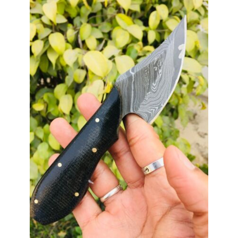 Handmade-Damascus-Skinner-Unrivaled-Craftsmanship-for-Outdoor-Adventures-Perfect-for-Skinner-and-Camping (7).jpg