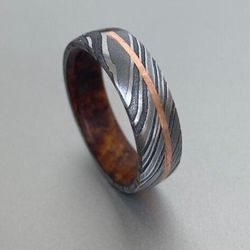 Timeless Elegance: Men's Damascus Ring with Rose Gold Brass Accent - An Ideal Gift for Engagement