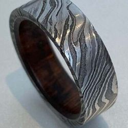 Dazzling Damascus Steel Wedding Ring Set with Wood Case – Perfect Bands for Men and Women