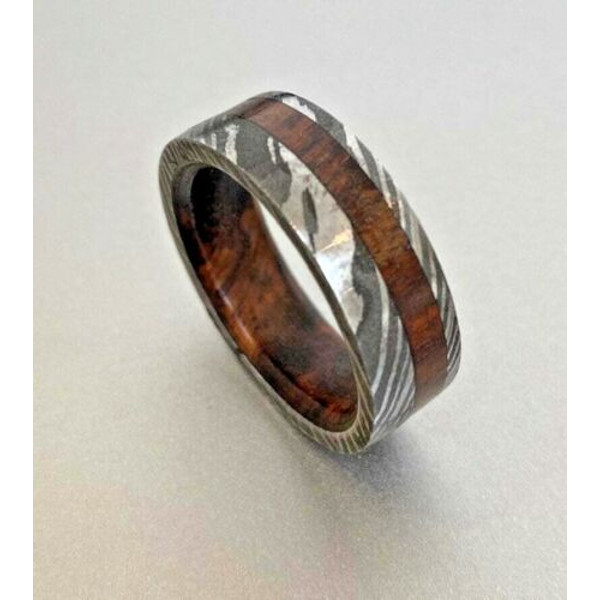 Damascus_Steel_Wedding_Ring_Set_with_Wood_Case_Men's_Women's_Bands_for_Wedding_and_Engagement (3).jpg