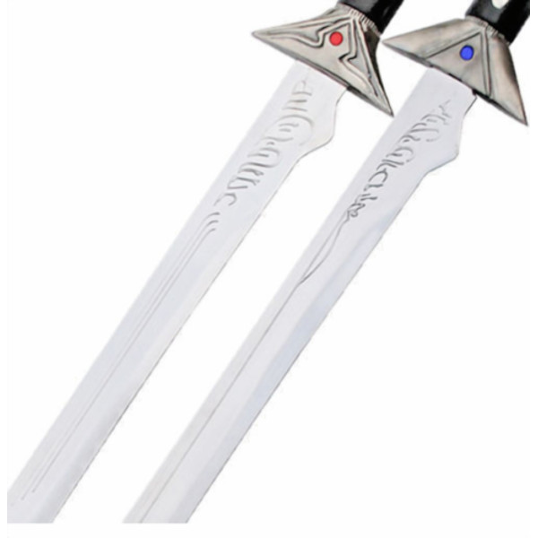 The_Epic_Swords_of_Drizzt_Do'Urden_Icingdeath_and_Twinkle_Replica_Set_from_Dungeons_and_Dragons'_Forgotten_Realms (3).jpg