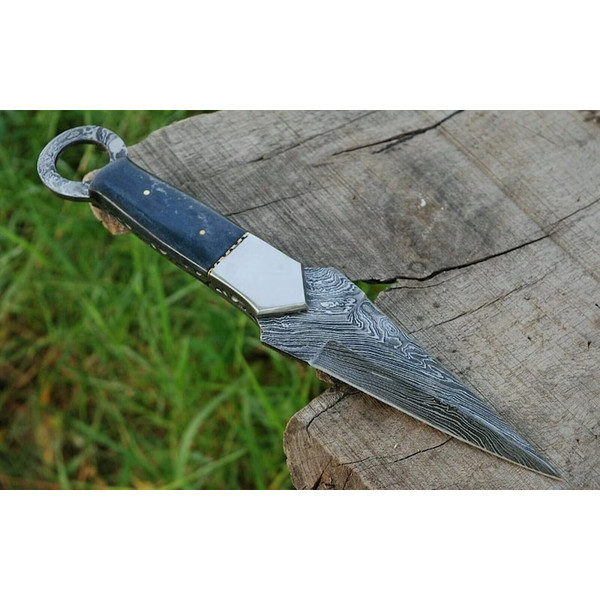 Handmade_Damascus_Kunai_Throwing_Knife_Set-Unique_Pair_for_Ninja_Enthusiasts,Ideal_Gifts_for_Men,Groomsmen_Gift (2).jpg