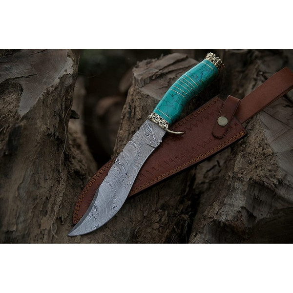 Handmade_Damascus_Hunting_Knife,_Fixed_Blade,_Gut_Hook,_Bull_Cutter_-_Unique_Gifts_for_Men__USA_Crafted_Knives (4).jpg