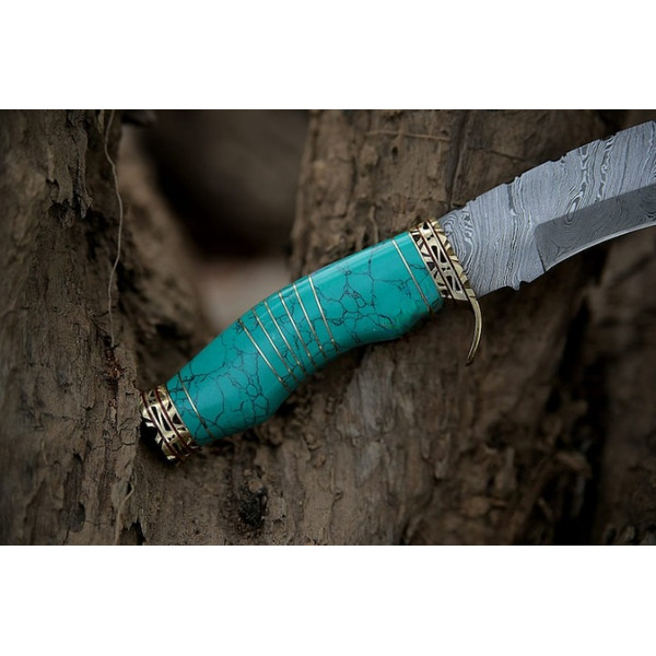 Handmade_Damascus_Hunting_Knife,_Fixed_Blade,_Gut_Hook,_Bull_Cutter_-_Unique_Gifts_for_Men__USA_Crafted_Knives (9).jpg