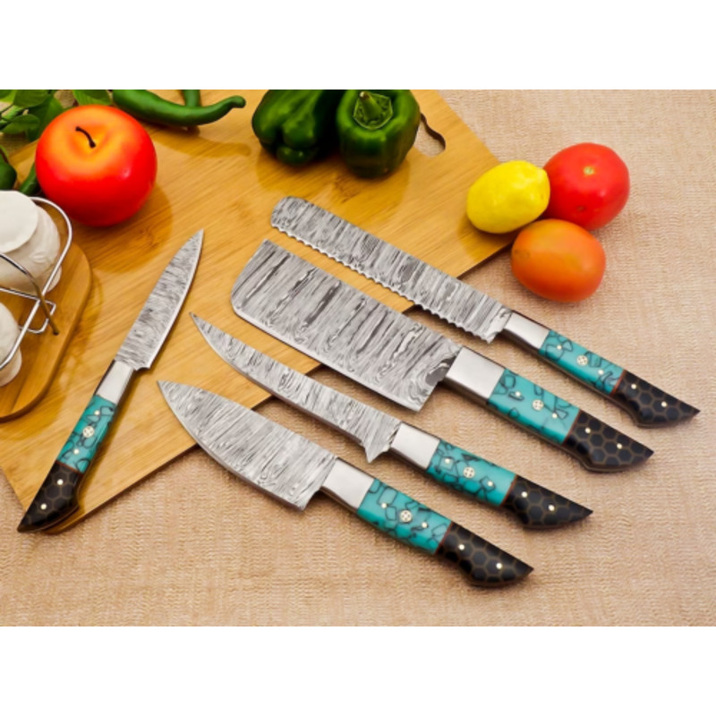 5PieceCustomDamascusSteelChefKnifeSetUnleashCulinaryPrecision 7png
