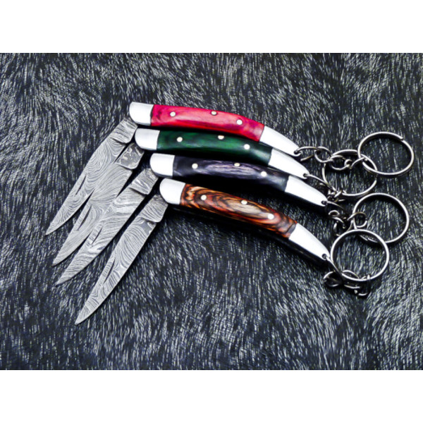 85_Custom_Hand-Forged_Damascus_Steel_Pocket_Folding_Keychain_Knives (4).png