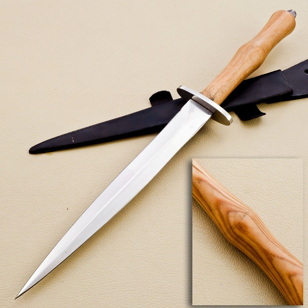 Handmade_Steel_Hunting_Knife_with_Pakka_Wood_Handle_The_Perfect_Gift_for_Him,_Complete_with_Sheath (1).jpg